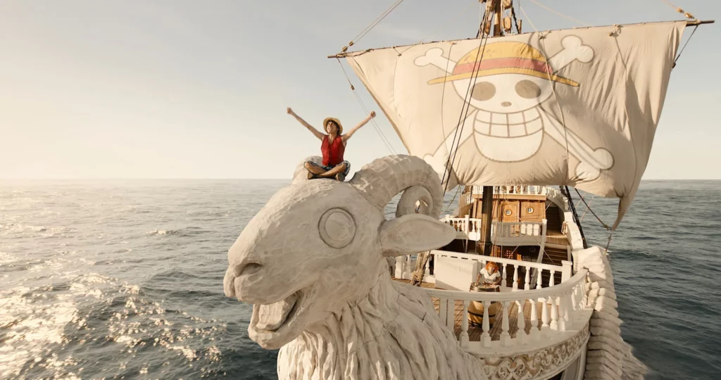 Iñaki Godoy riding on the Goat ship in One Piece. th power of Camera tricks